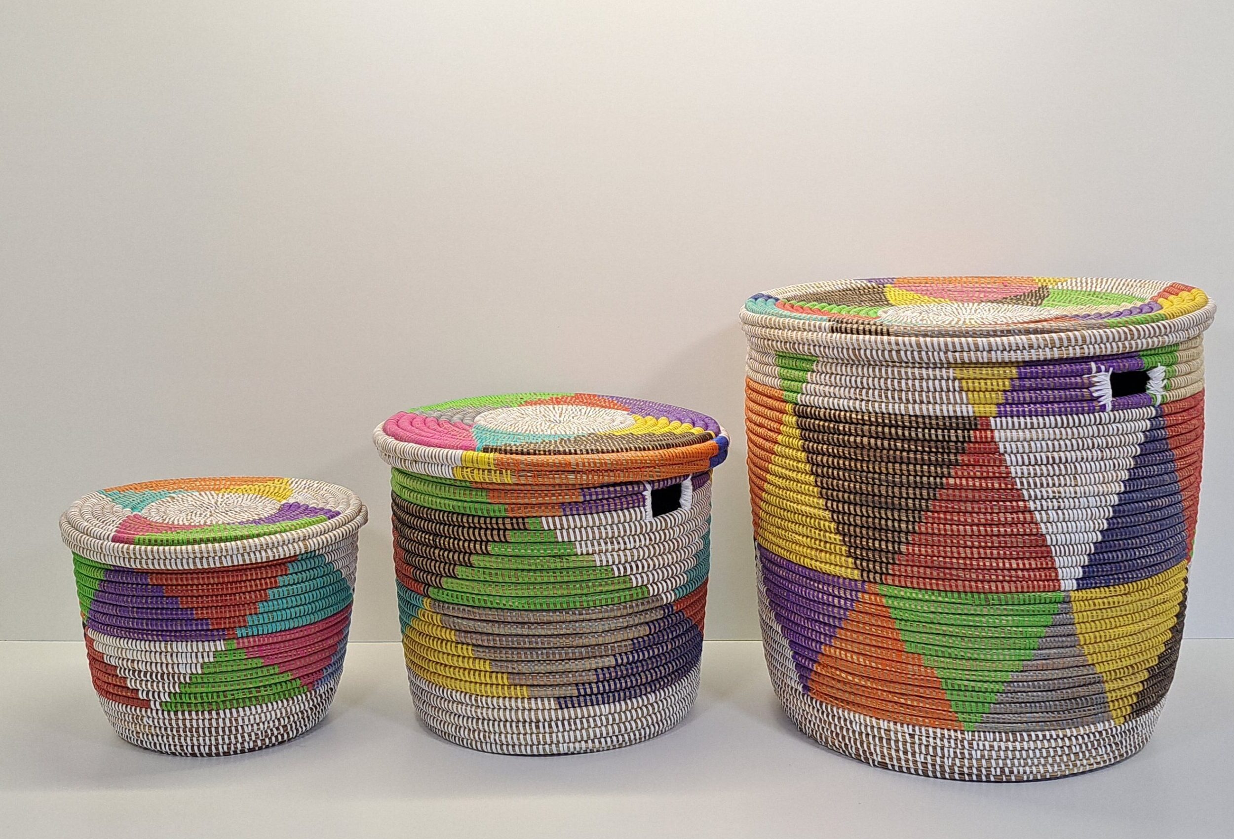 CONJUNTO KEUP ~ CESTA CON TAPA PLANA MULTICOLOR – 3 Uds.