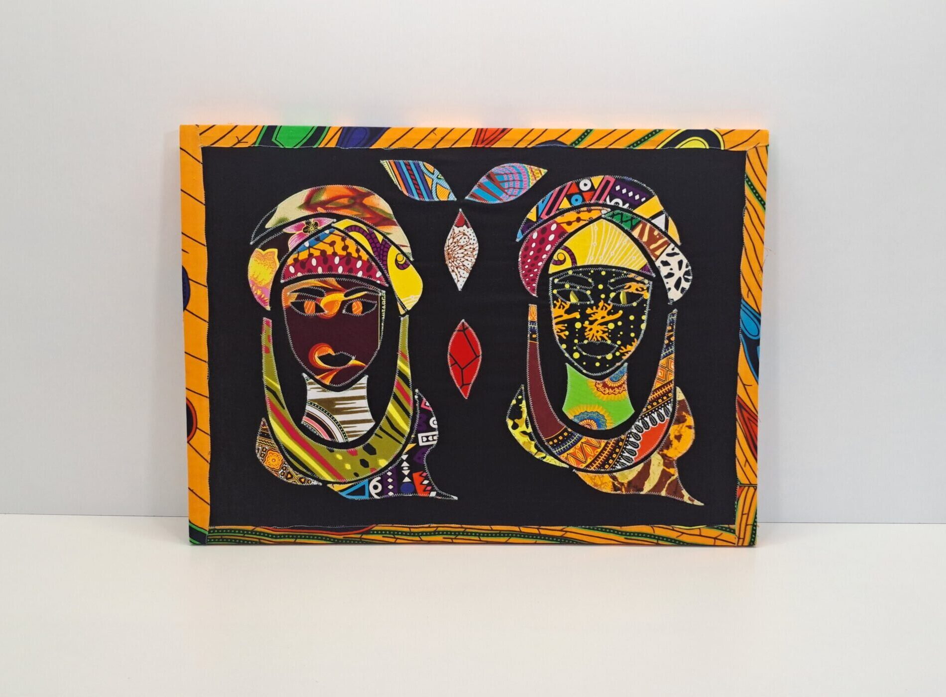 CUADRO ARTESANAL “Turbante de Tuareg - Legado y Fuerza Masculina"