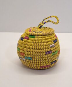 DA MINI ~ CESTA CON TAPA PLANA AMARILLO