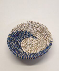Alternative view of FUENTE CIRCULAR ~ AZUL Y BLANCO