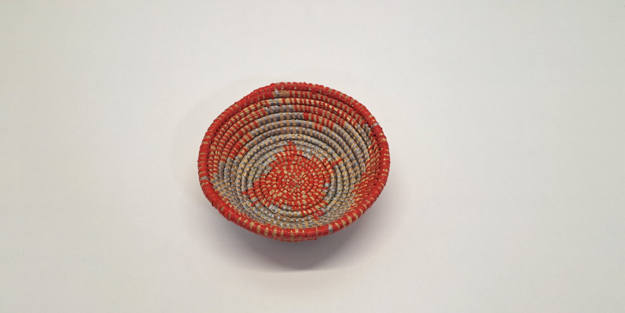 FUENTE CIRCULAR ~ ROJO Y GRIS - Imagen 2