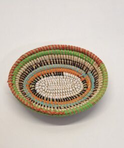 Alternative view of FUENTE OVAL ~ COLORES