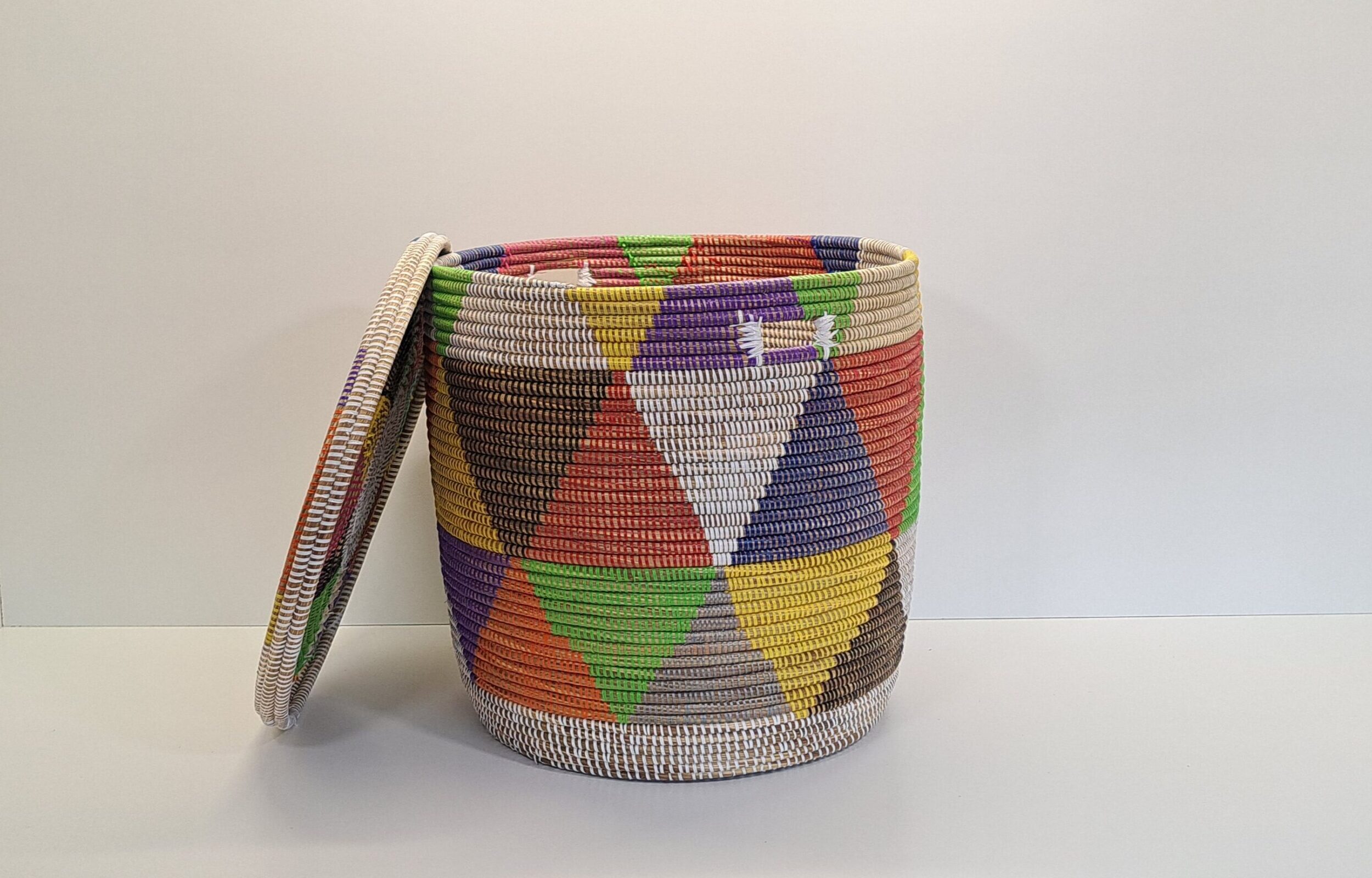 KEUP ~ CESTA CON TAPA PLANA MULTICOLOR ~ GRANDE - Imagen 3