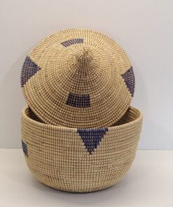 Alternative view of Cesta Artesanal "Souper" Grande con Tapa Tradicional Beige & Triángulos Azules 