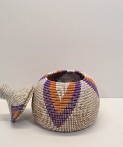 Alternative view of TAKH ~ CESTA CON TAPA TRADICIONAL BLANCO CON PICOS