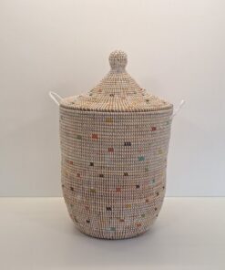 TEGELE MEDIANO ~ CESTA CON TAPA TRADICIONAL BLANCO Y COLORES