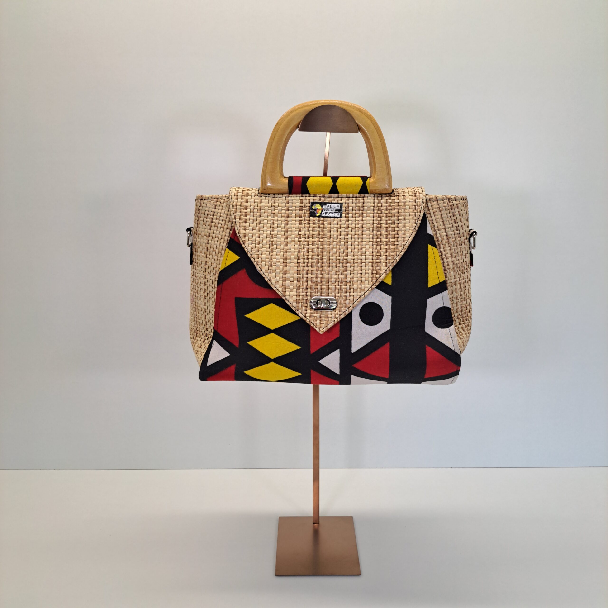 Bolso de Mano Artesanal "Geo-Chic"