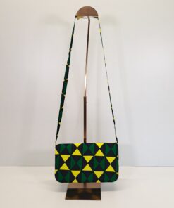 Alternative view of Bolso de Mano & Bandolera "Trisquel Esmeralda" – Diseño Rígido y Geométrico