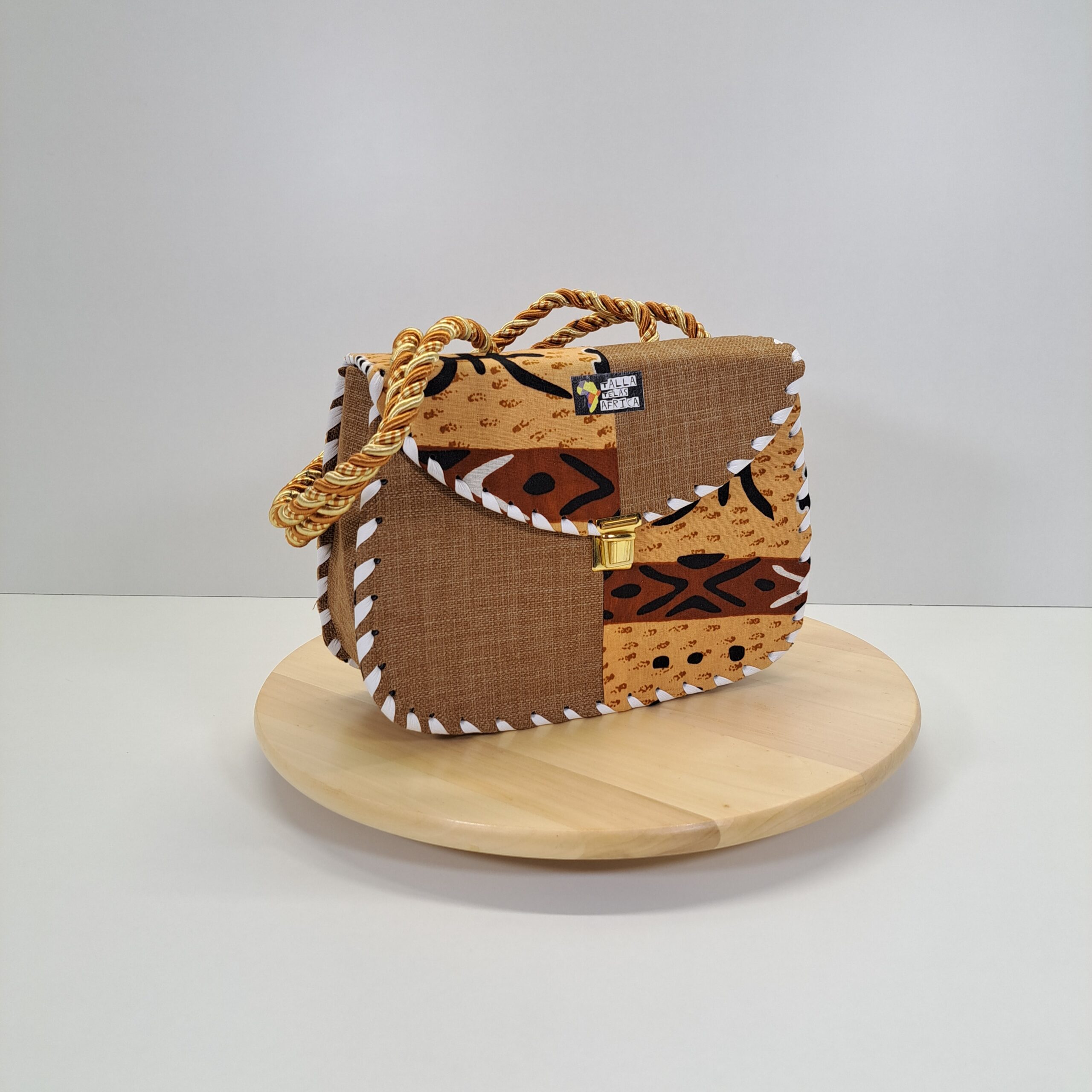 Bolso Caja "Santuario Étnico" – Hecho a Mano en Yute Natural y Asas de Cordón - Imagen 3
