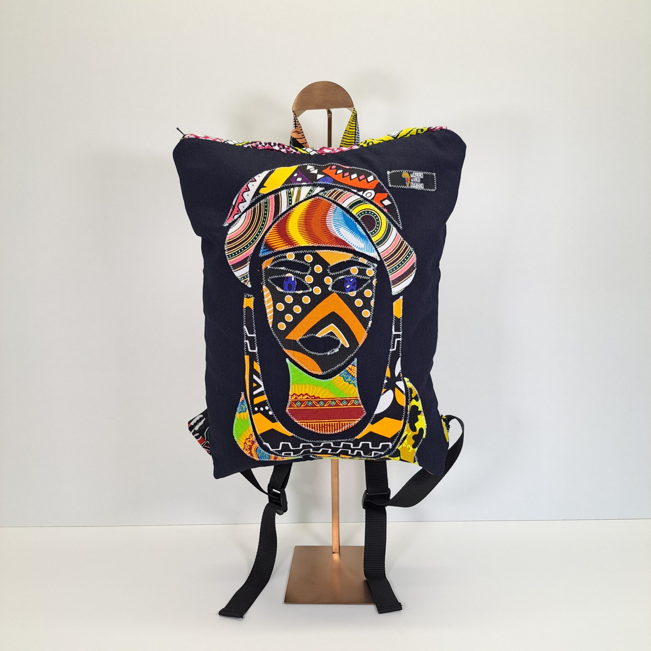 Mochila "Turbante de Tuareg" – Diseño Único Hecho a Mano con Rostro Africano (Vaquero Azul)