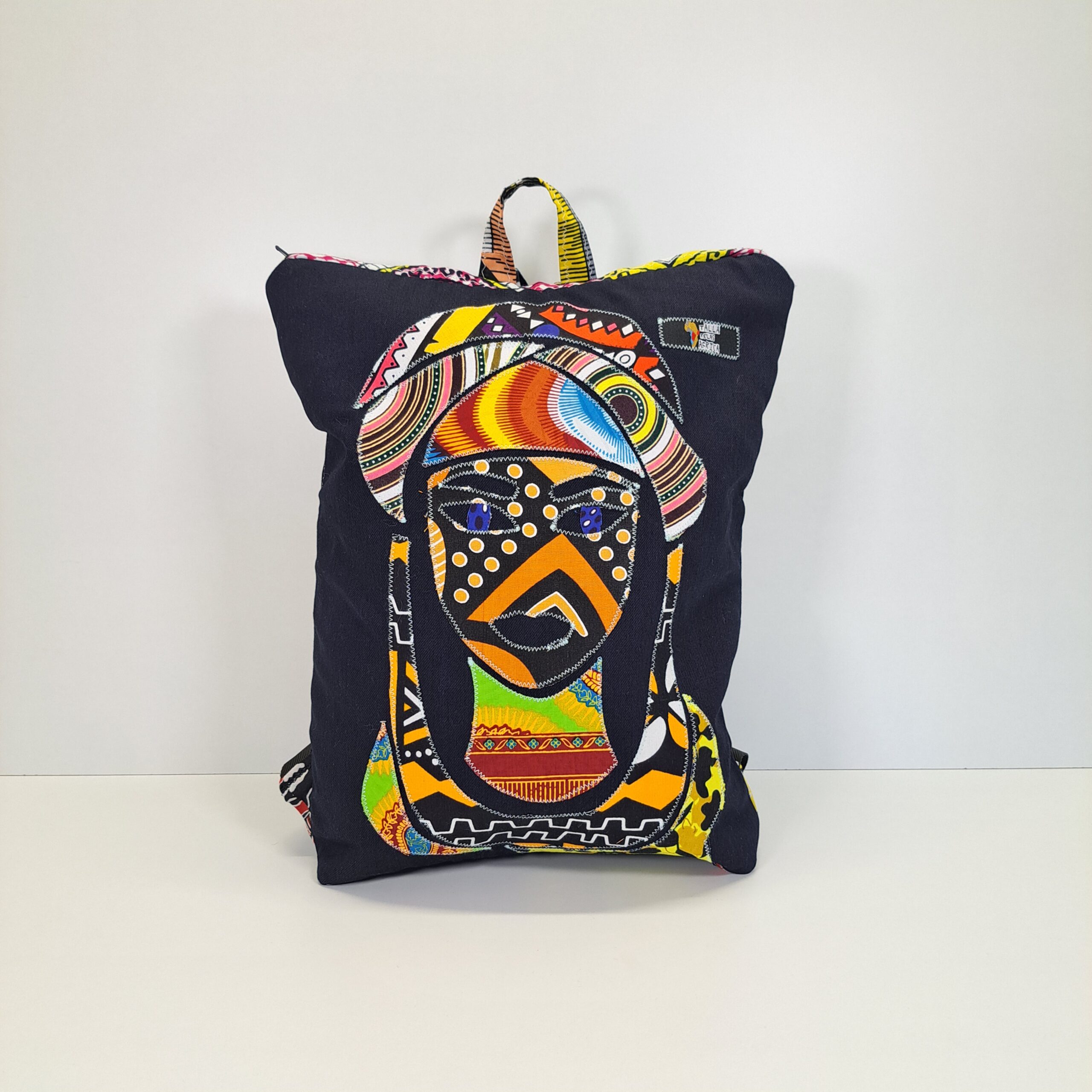 Mochila "Turbante de Tuareg" – Diseño Único Hecho a Mano con Rostro Africano (Vaquero Azul) - Imagen 3