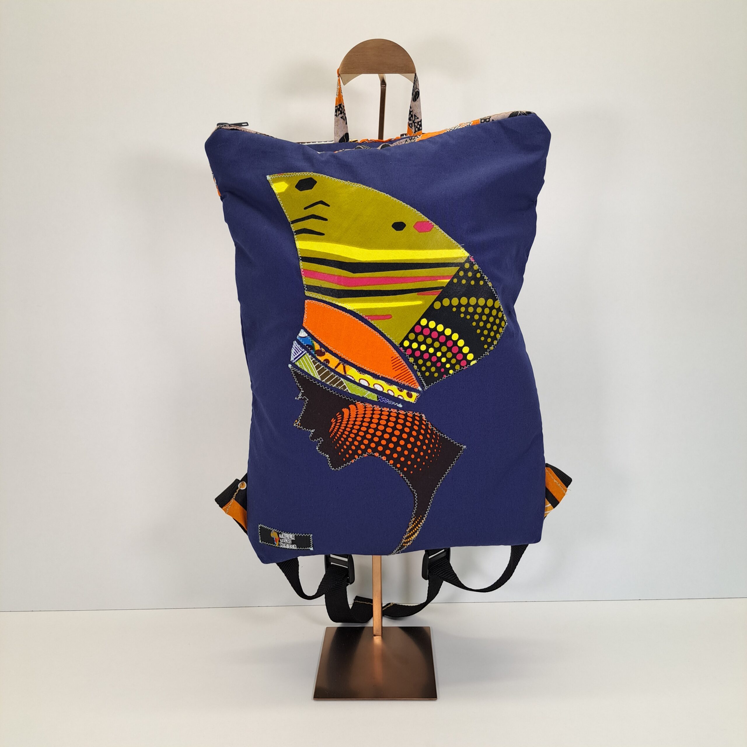 Mochila "Turbante de la Reina" – Diseño Único Hecho a Mano con Rostro Africano (Azul)