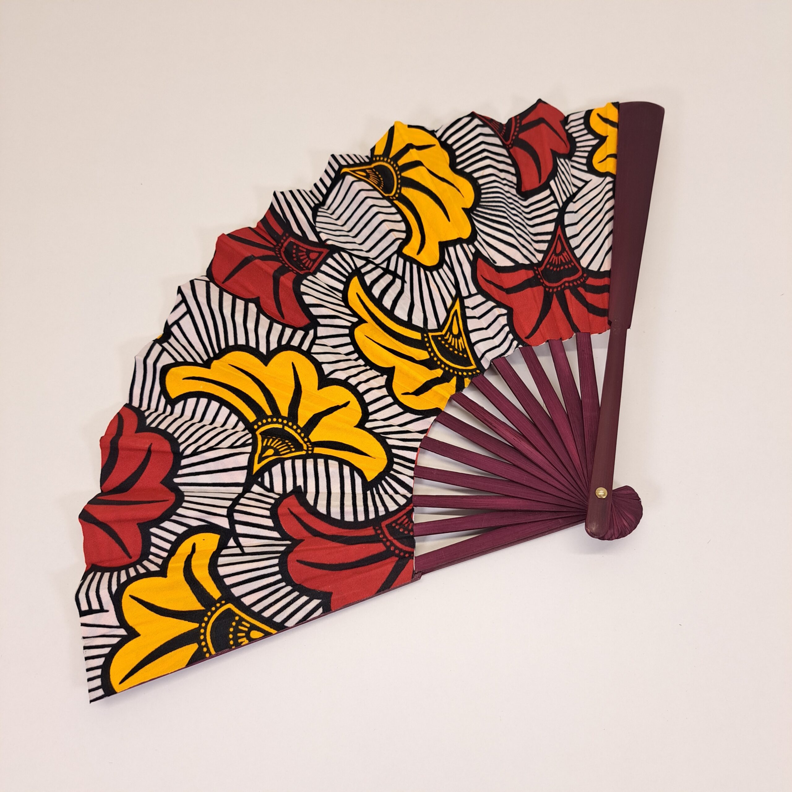 Abanico "Esencia Africana" – Diseño Único Hecho a Mano con Doble Tela Wax - Imagen 2