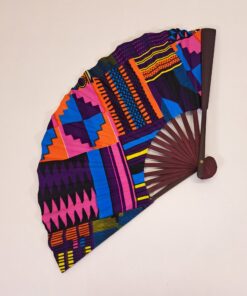 Alternative view of Abanico "Mosaico Étnico" – Diseño Único Hecho a Mano con Doble Tela Wax