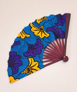 Alternative view of Abanico "Flor de Trópico" – Diseño Único Hecho a Mano con Doble Tela Wax