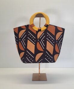 Alternative view of Bolso Tote "Tierra Ancestral" – Print Bogolan Étnico con Asas de Madera