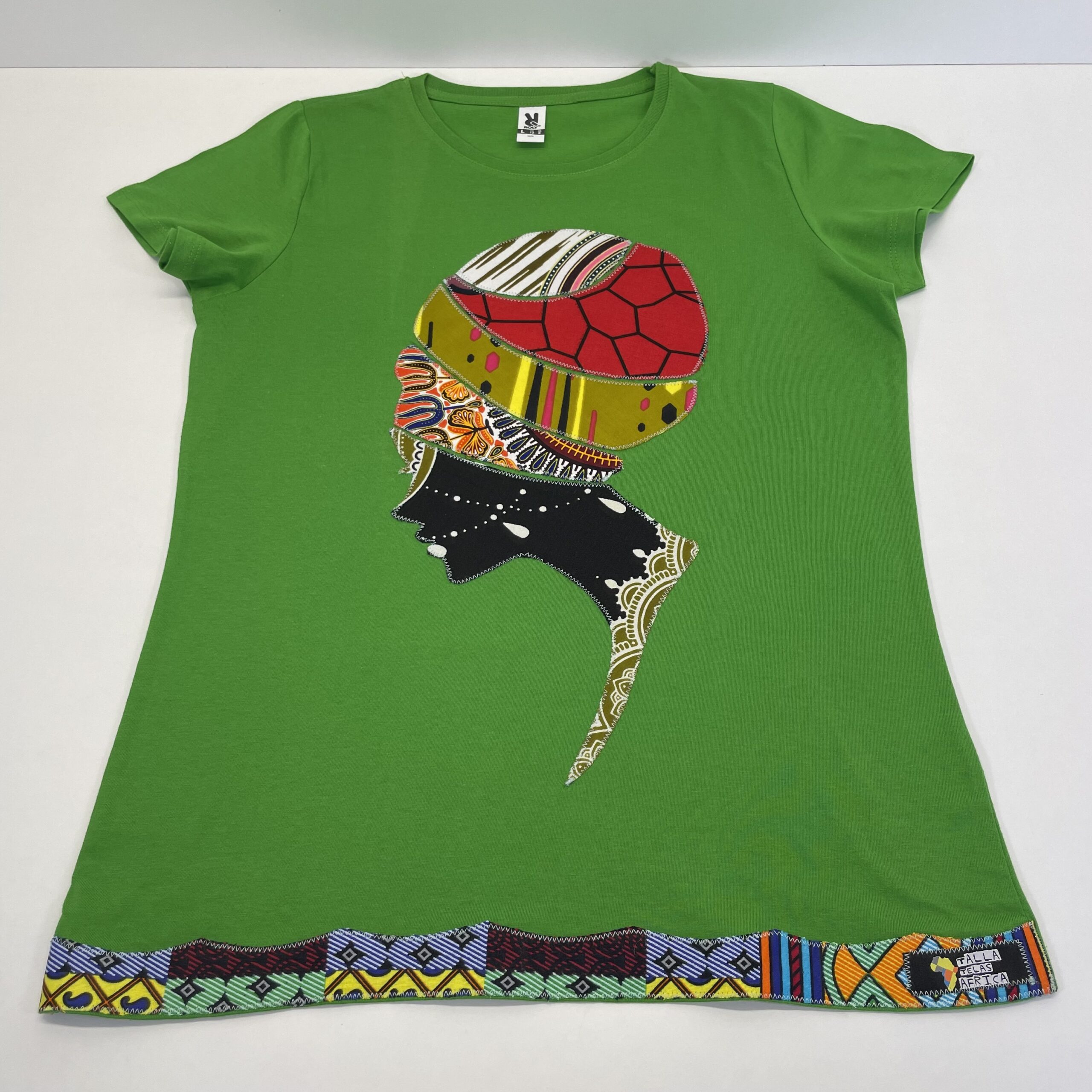ROLY - Camiseta Artesanal Colección "Turbante de la libertad" – Color Verde y Aplique Hecho a Mano (Talla L) - Imagen 3